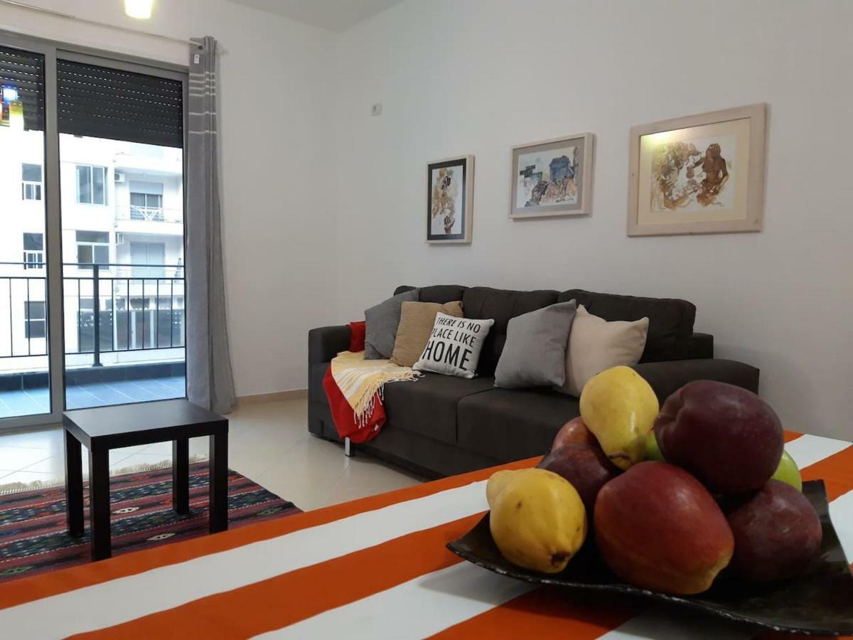 Artist S Apartment Vlorë Esterno foto